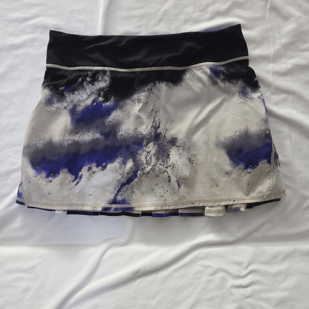 Lululemon Pace Setter Skirt Skort - Size 6 Tall Rare Print